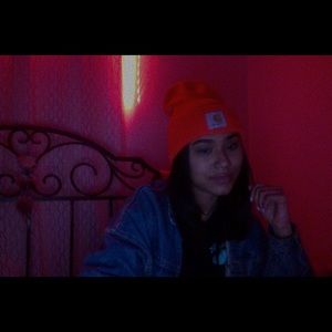 Meet your Posher, Skyla